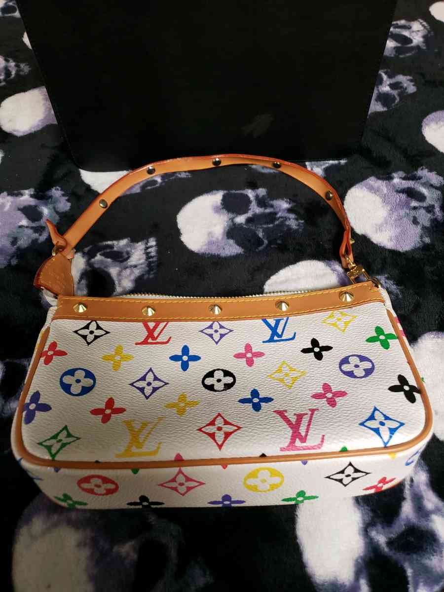 LV hand bag - Las Vegas, Nevada - FleaMarketBay
