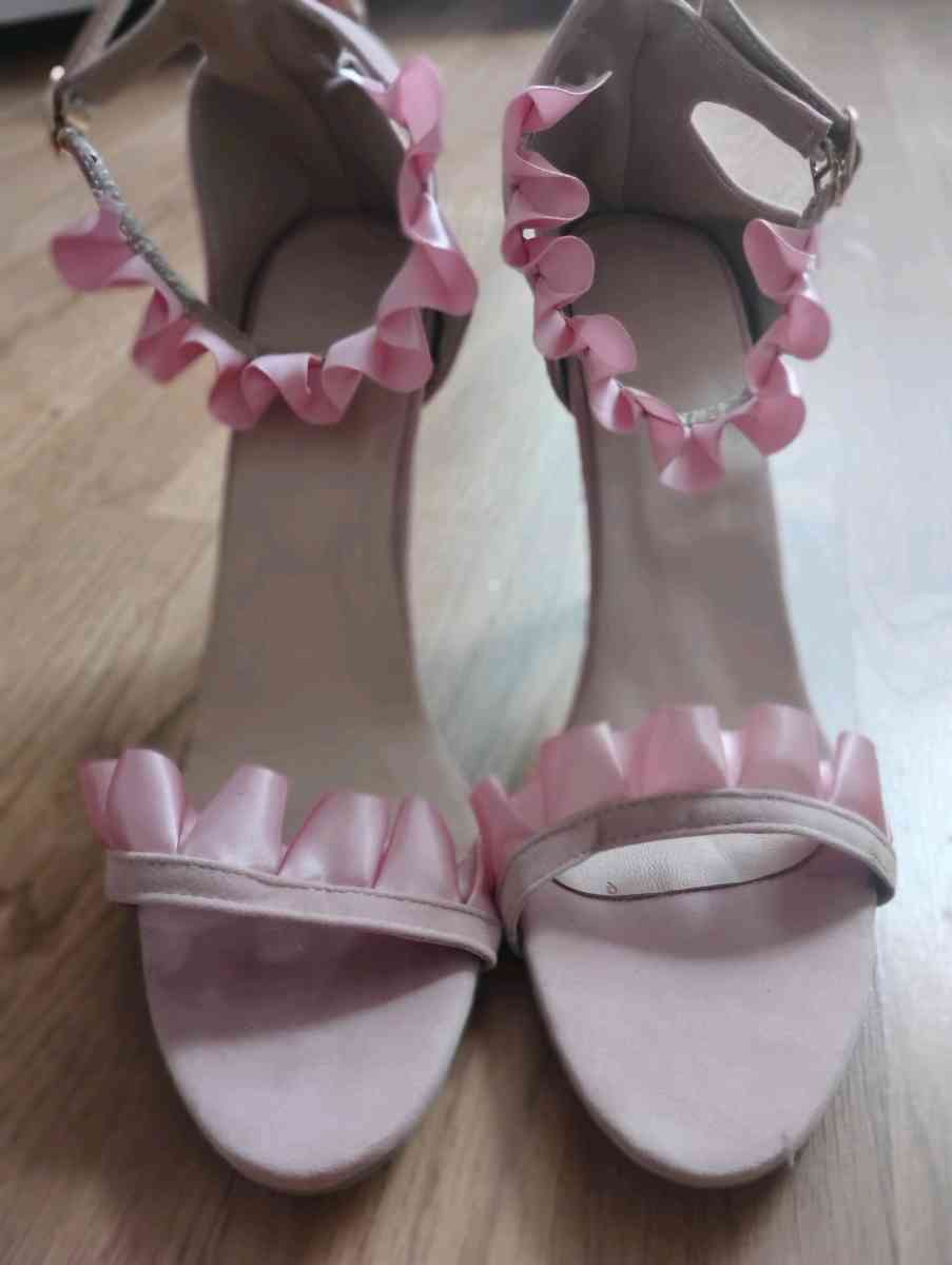 The limited mini floral silk dress - Kissimmee, Florida - FleaMarketBay