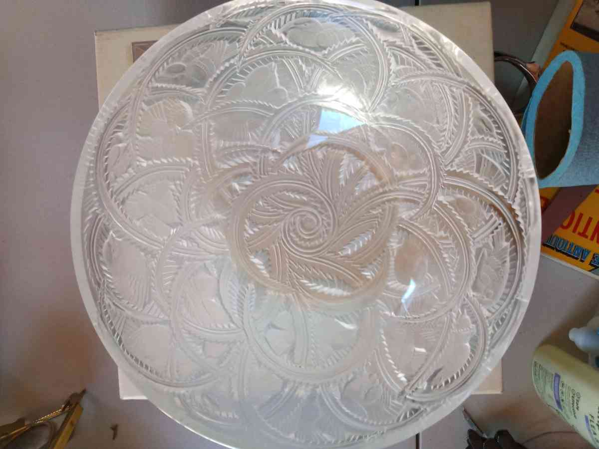 ESTATE SALE LALIQUE CRISTAL PARIS DECORATIVE BOWL BOX INCLUD - North Hollywood, California - FleaMarketBay