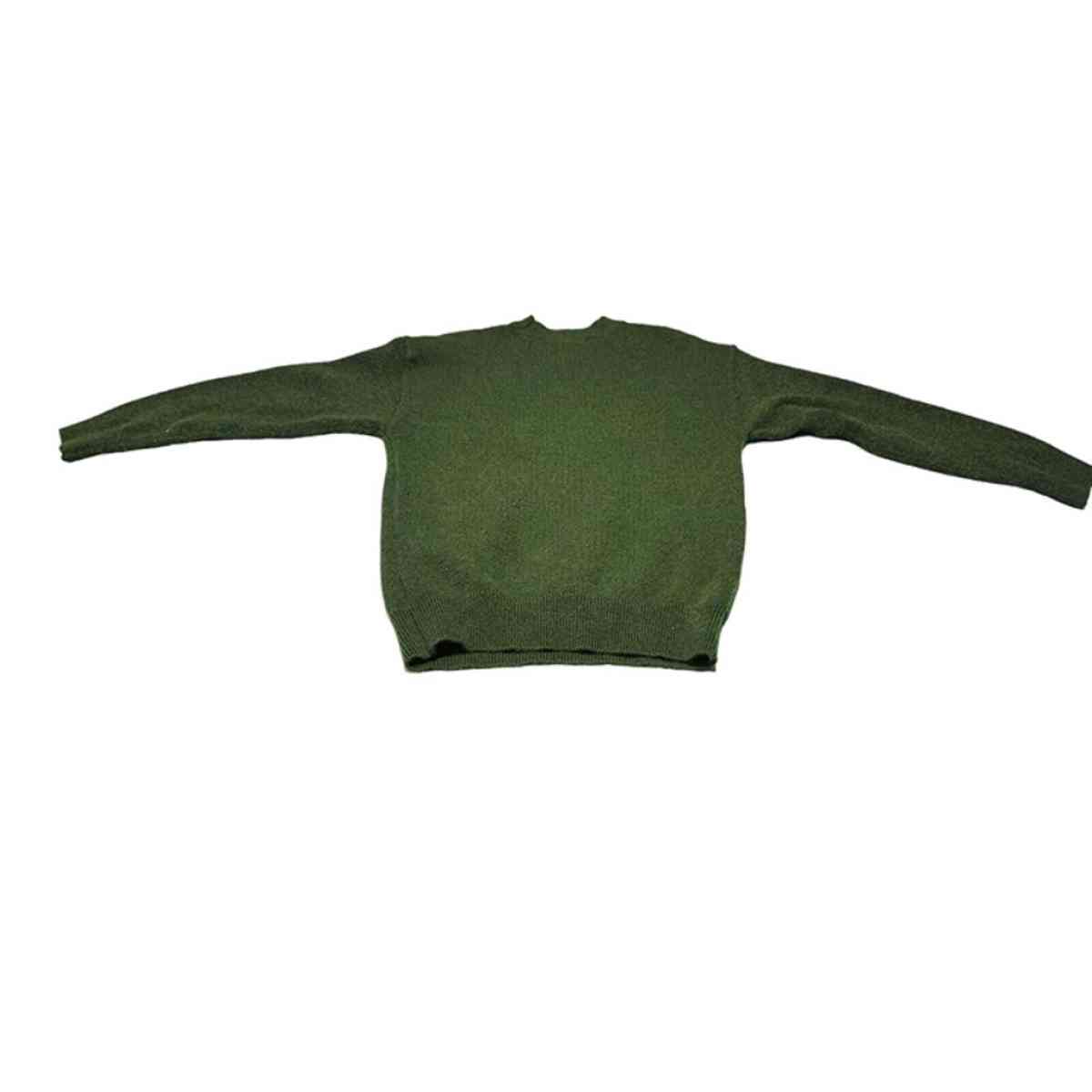 Witty Fox Young Contemporary green sweater with floral peace - Alicia, Arkansas - FleaMarketBay