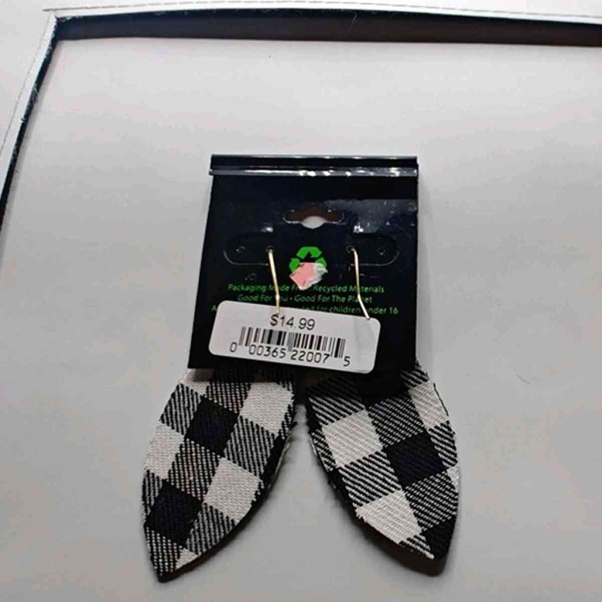 Buffalo Check Earrings Hunters Feather Leaf Metal Jewelry WH - Alicia, Arkansas - FleaMarketBay