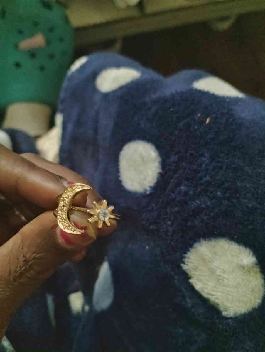 rings - Newport News, Virginia - FleaMarketBay