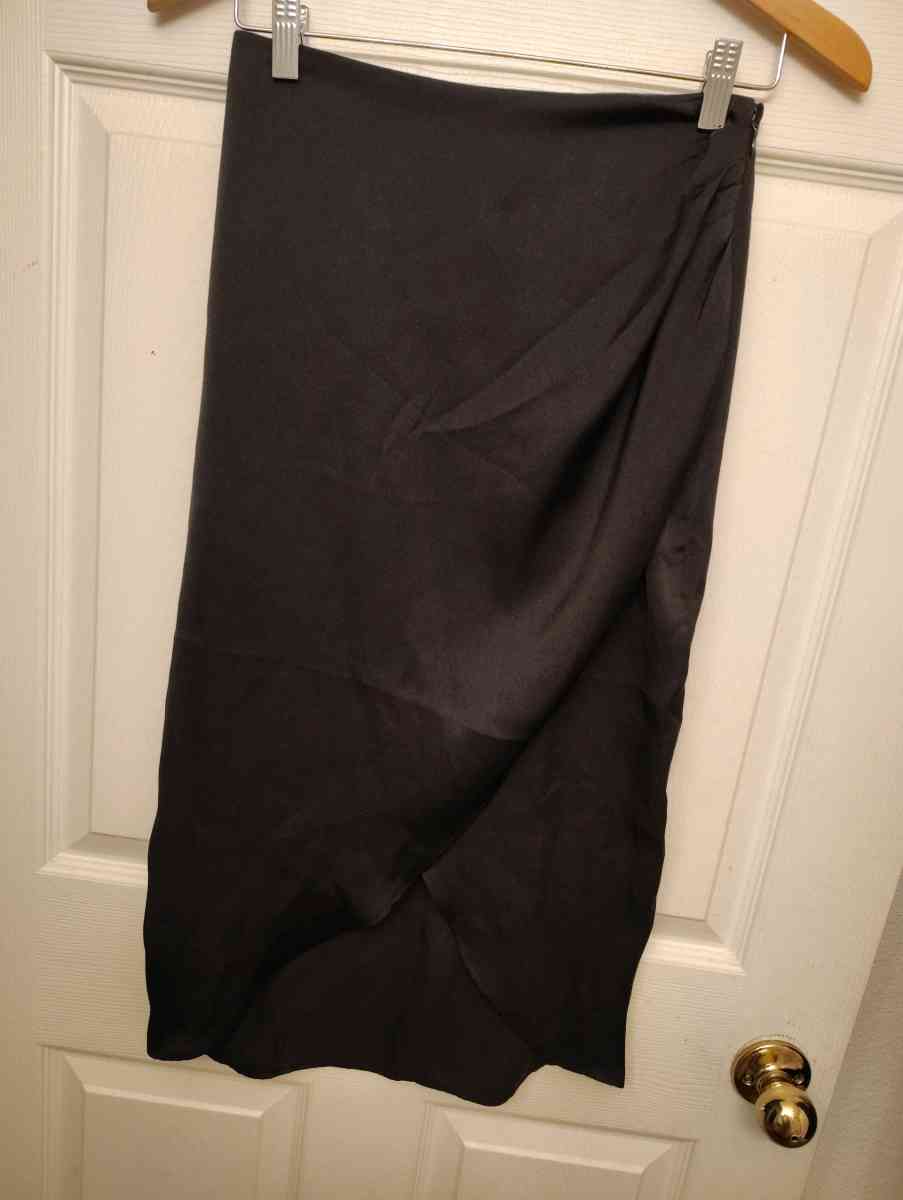 Express silk pencil skirt - Kissimmee, Florida