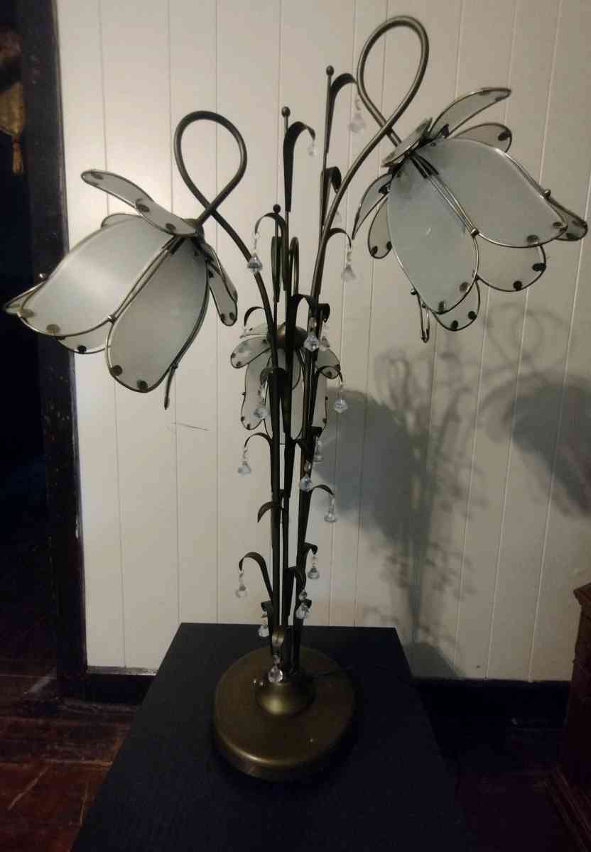 Vintage Table Lamp - Canton, Ohio - FleaMarketBay