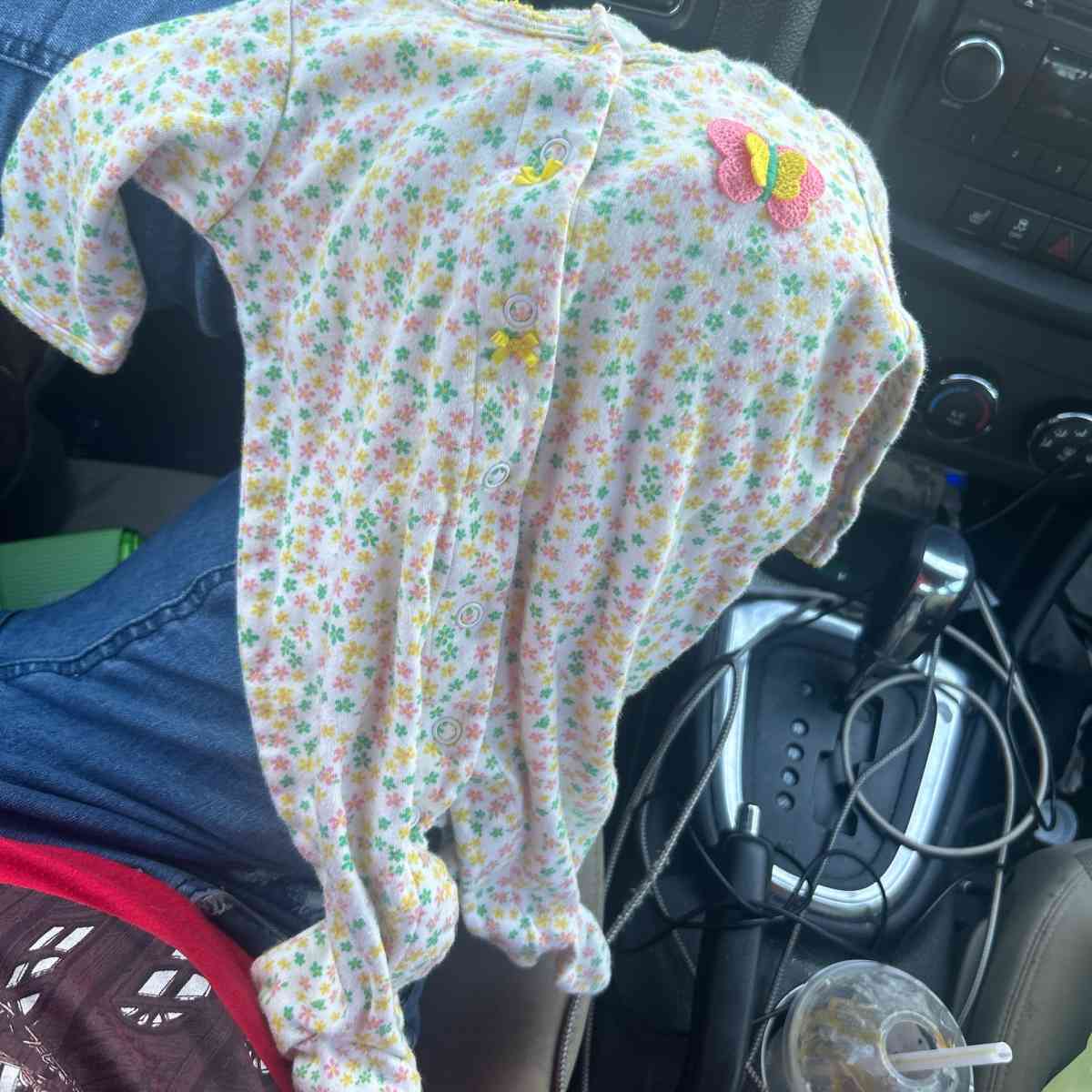 baby clothes - Adams, Wisconsin - FleaMarketBay