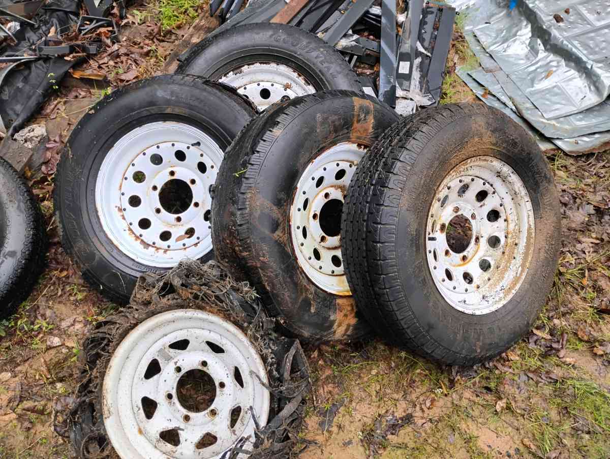 full set of Rims with matching color spare