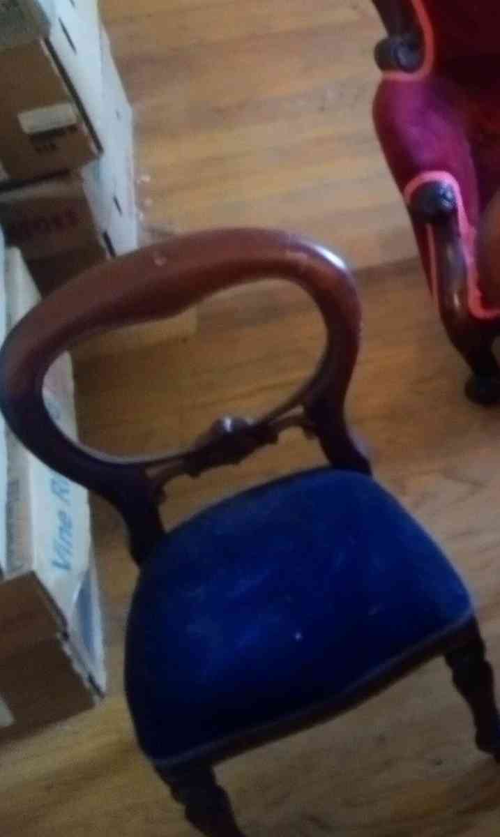 childrens chairs - Huntland, Tennessee - FleaMarketBay