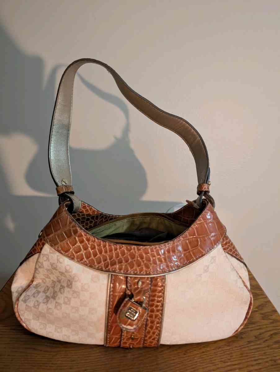 Elegant Brown and Cream Womens Bag - Baltimore, Ohio - FleaMarketBay