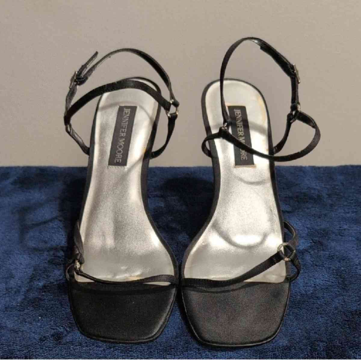Jennifer Moore Black Heels with Transparent Accents 10 m - Baltimore, Ohio