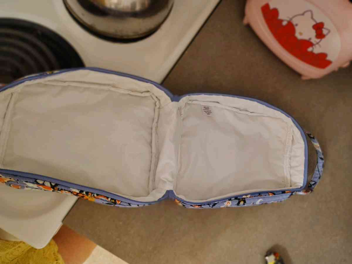 brand new Vera Bradley iconic Paisley lunch box - Kissimmee, Florida - FleaMarketBay