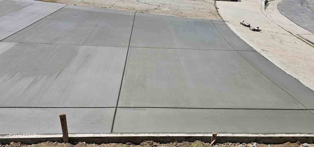 construccin - Adelanto, California - FleaMarketBay