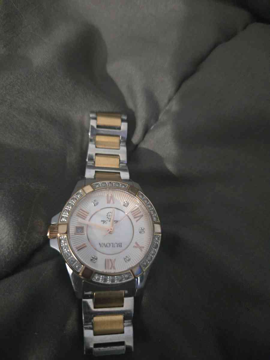 bulova watch womens - Chino Hills, California - FleaMarketBay