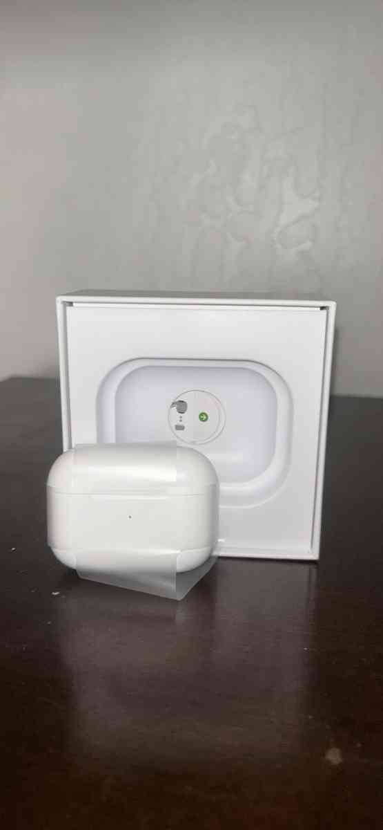 AirPods - Albuquerque, New Mexico - FleaMarketBay