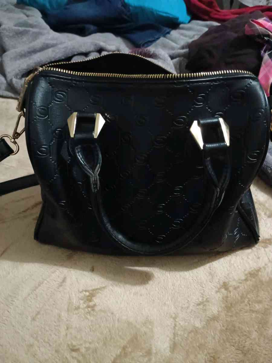 womens black bebe Los Angeles purse - Lubbock, Texas - FleaMarketBay