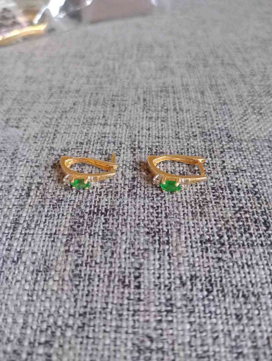 Emerald Natural Diamond Hoops Earrings 14K Yellow Gold - Frostproof, Florida - FleaMarketBay