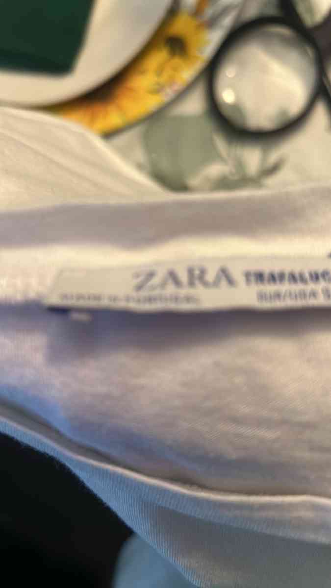 Zara Trafaluc Earth Invasion Short Sleeve Tee Size S New Wit - Atlanta, Georgia - FleaMarketBay