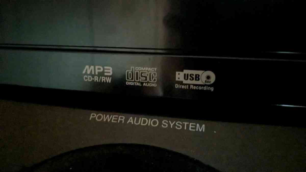 LG Bluetooth radio - Lincolnton, North Carolina - FleaMarketBay