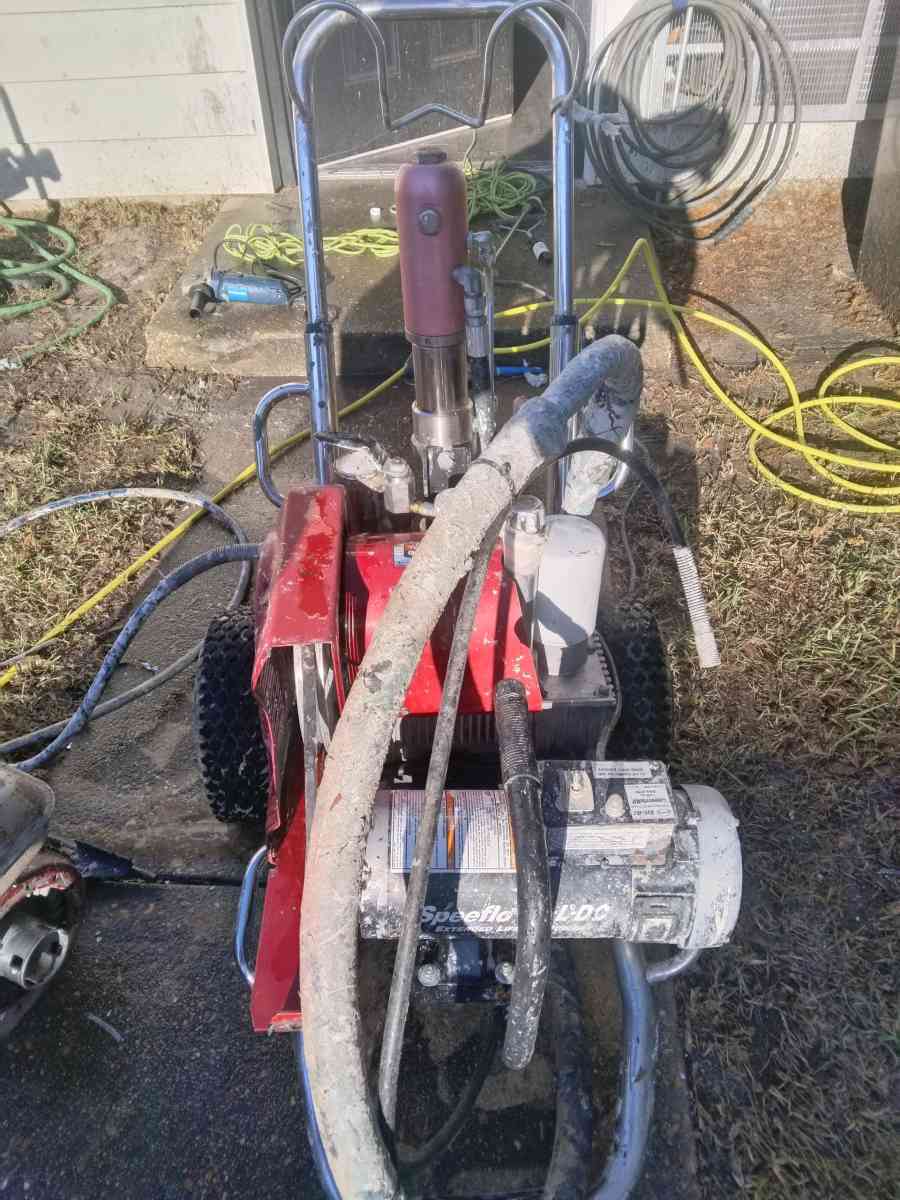 Titan Graco 8900 Gas n Electric - Albany, Georgia - FleaMarketBay