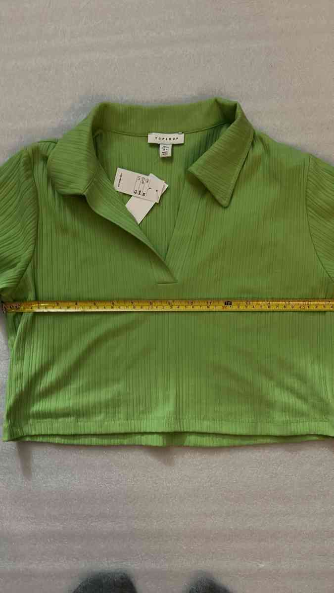 Topshop Bright Green Ribbed V Neck Crop Top Size 12 Spring S - Atlanta, Georgia - FleaMarketBay