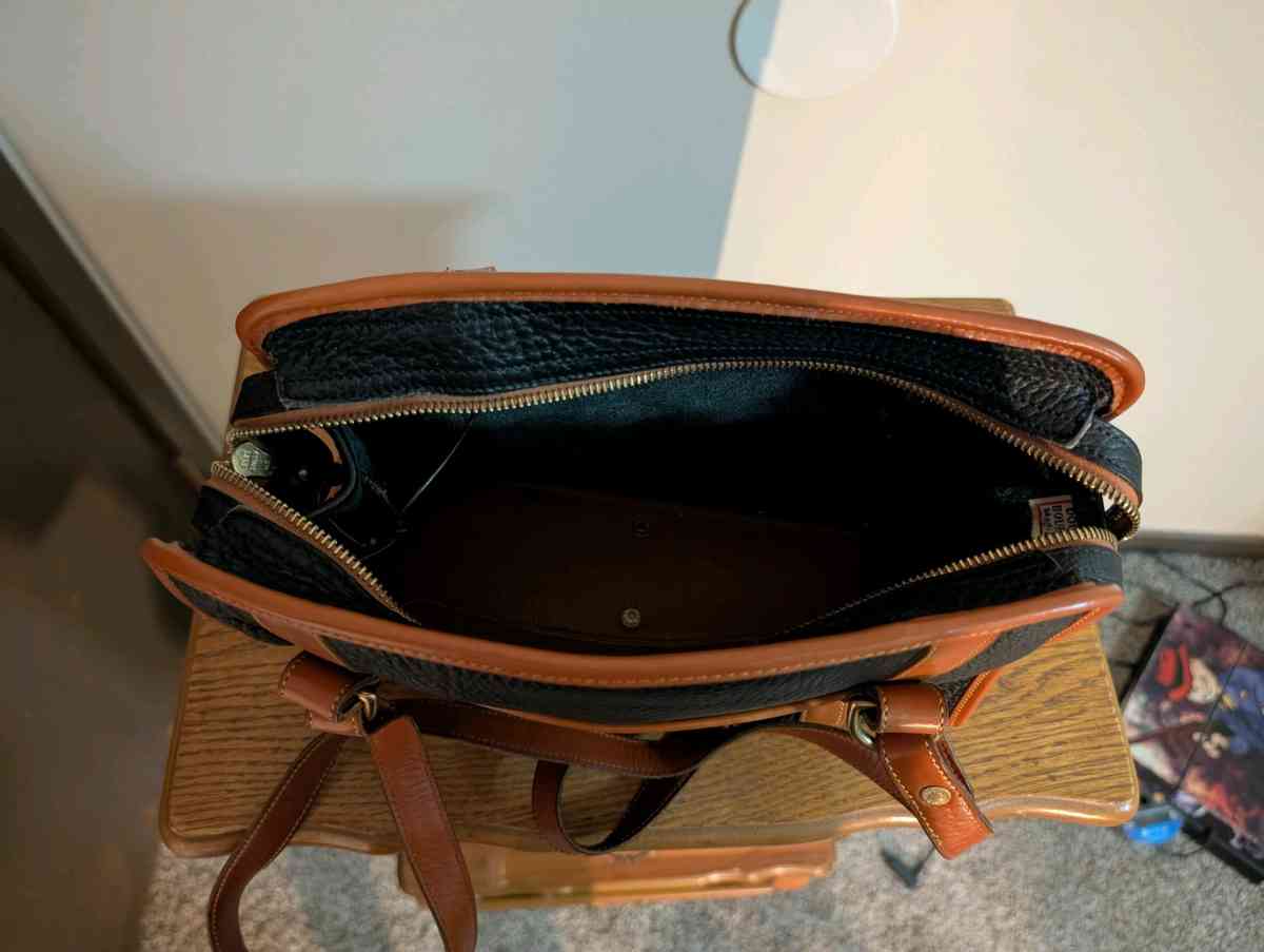 Black and Brown Leather Handbag - Baltimore, Ohio - FleaMarketBay