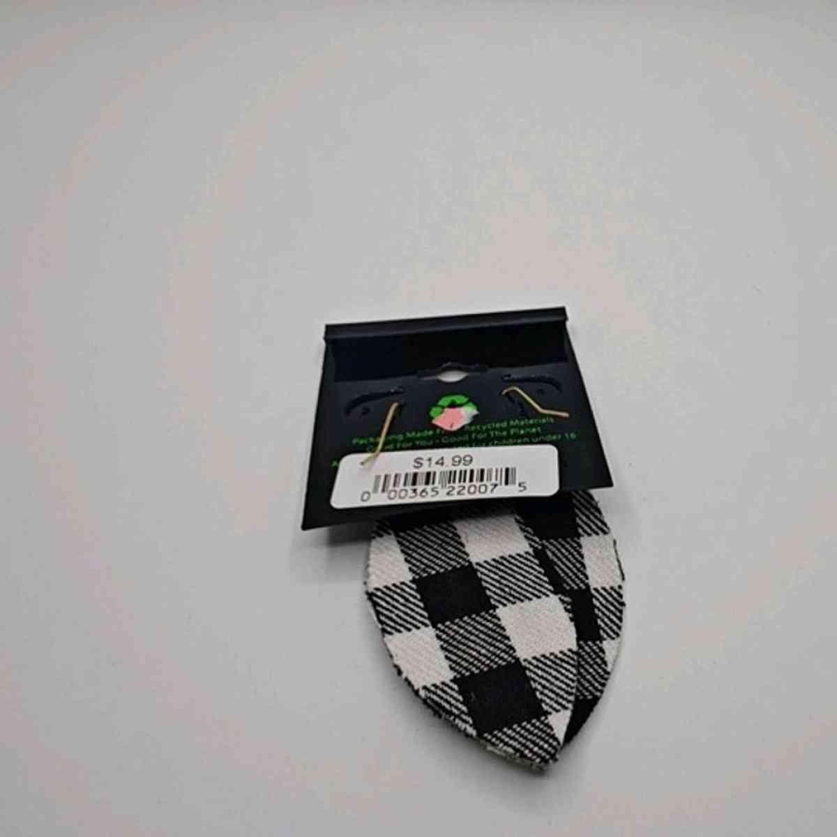 Buffalo Check Earrings Hunters Feather Leaf Metal Jewelry WH - Alicia, Arkansas - FleaMarketBay