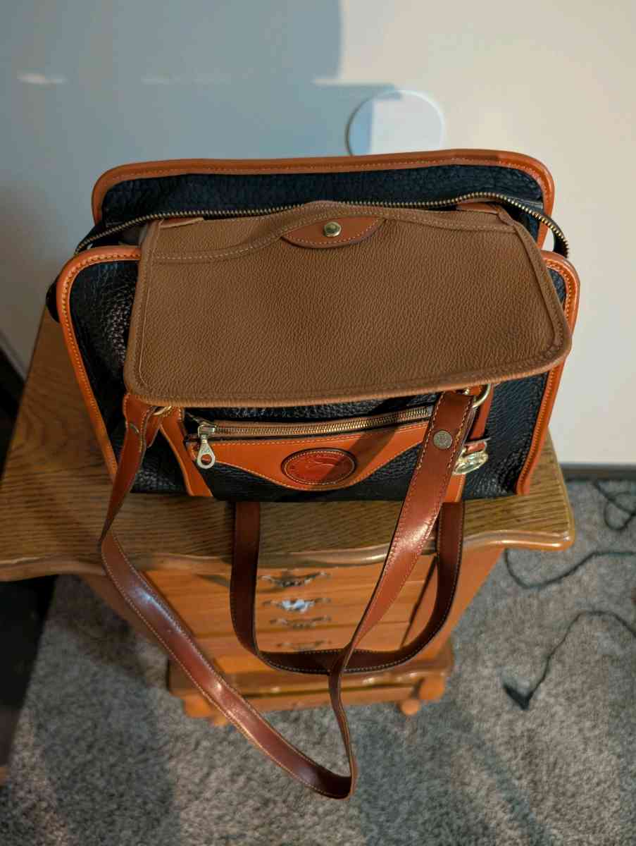 Black and Brown Leather Handbag - Baltimore, Ohio - FleaMarketBay