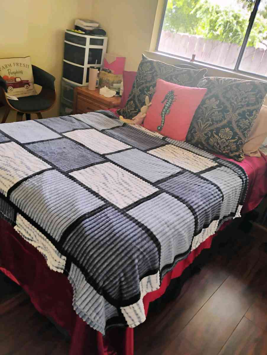 vndo cama full size como nueva - Austin, Texas