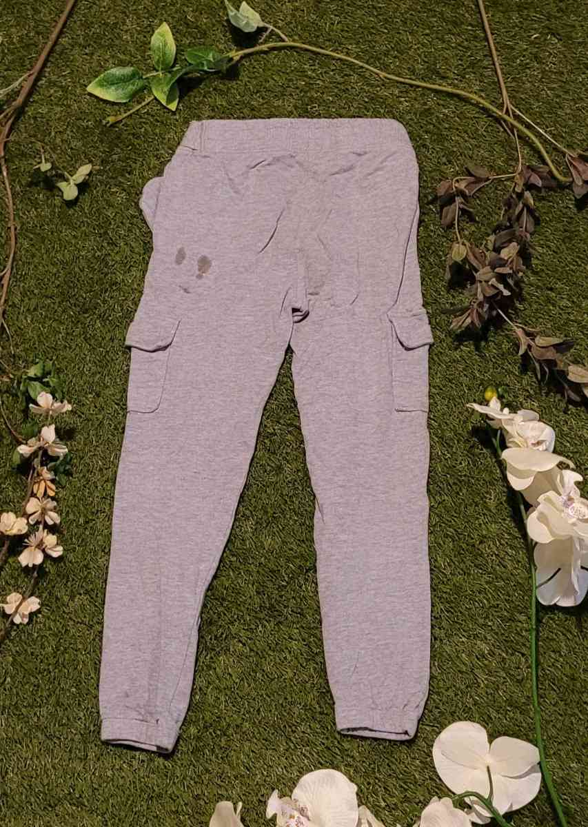 Gray Girls Cargo Pants - Baltimore, Maryland - FleaMarketBay