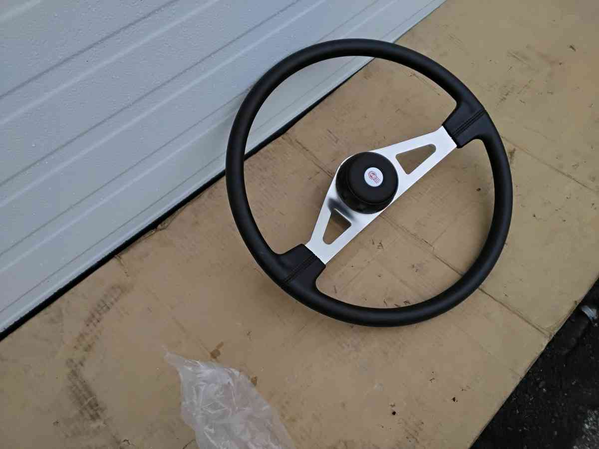 Brand New Kenworth Truck Steering Wheel and Horn Cap OEM - Williamstown, New Jersey - FleaMarketBay