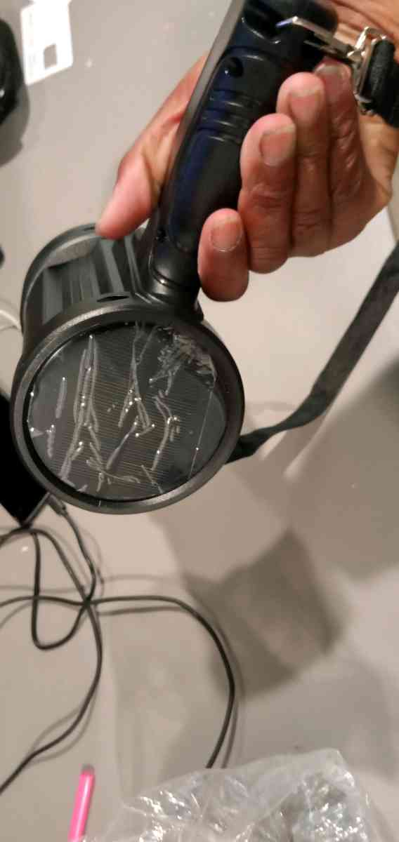 lapara tiene tanbien tiene cargador potlable - Adelanto, California