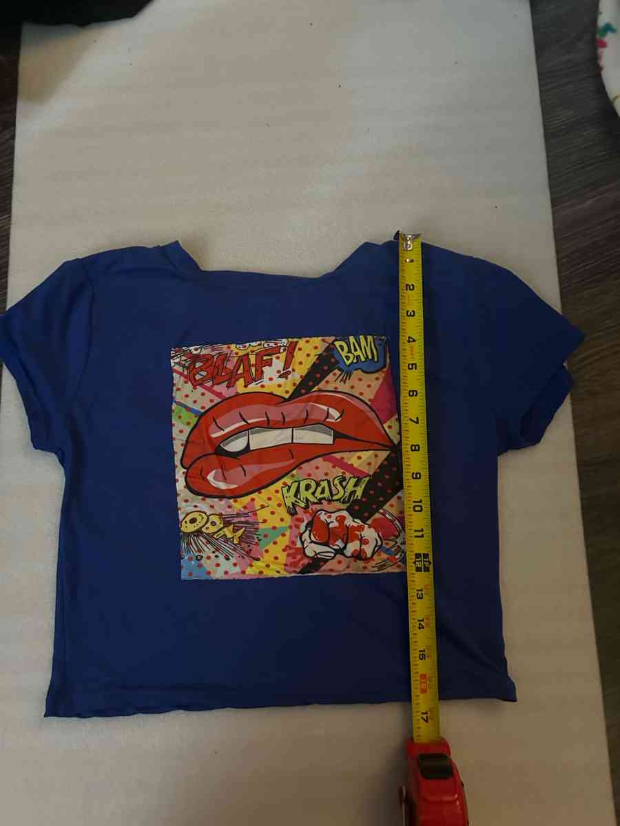 AQ Sport Cropped Graphic Tee with Cloth Mask NEW Soft - Atlanta, Georgia - FleaMarketBay