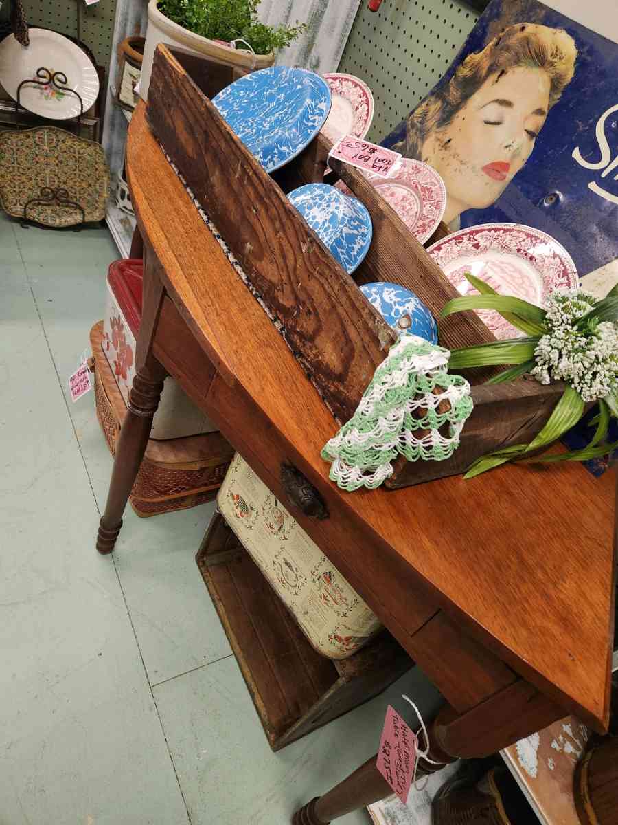 Vintage 2 drawer half moon console table - Alexander, North Carolina - FleaMarketBay