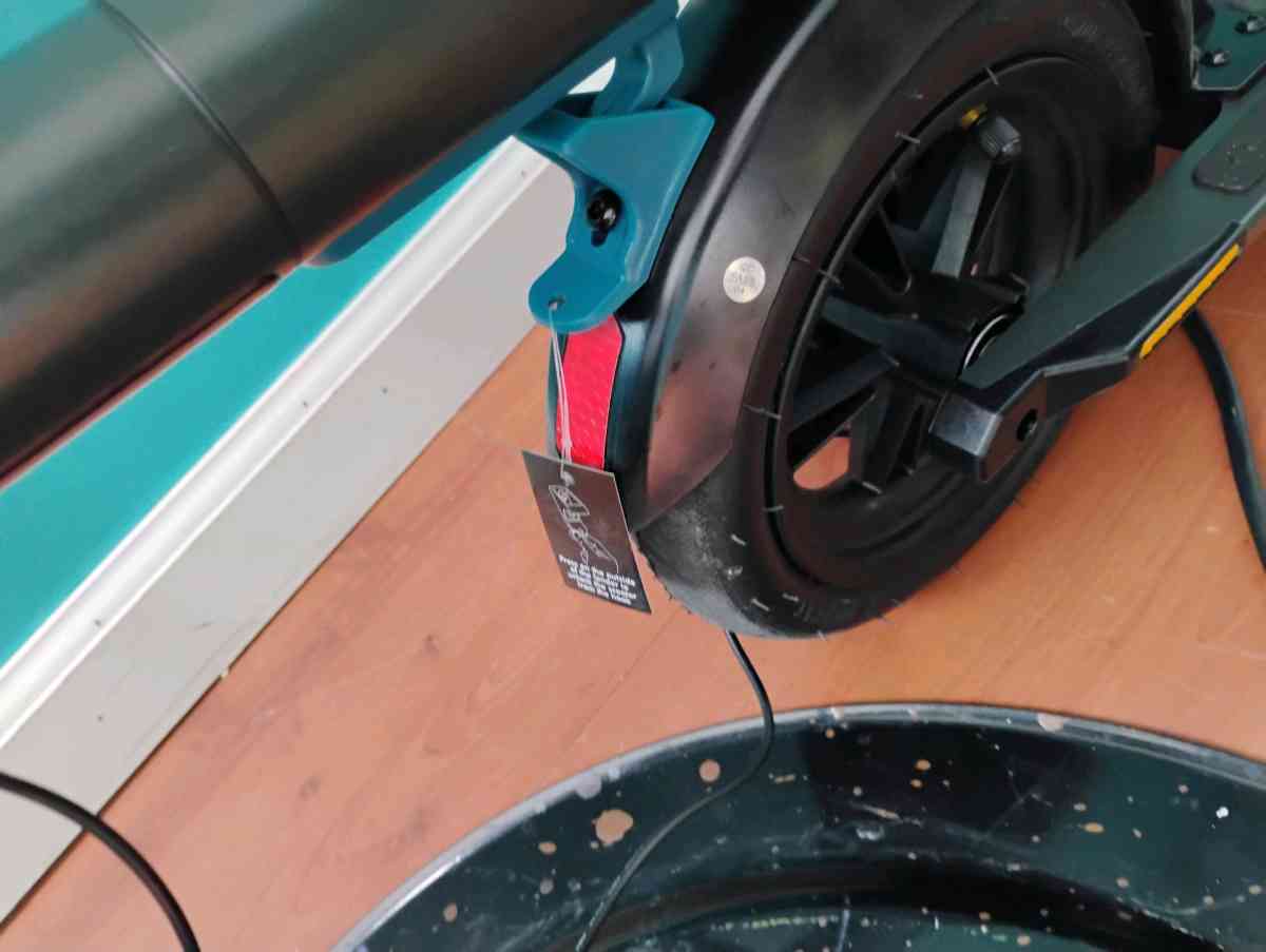 electric scooter - Lemon Grove, California - FleaMarketBay