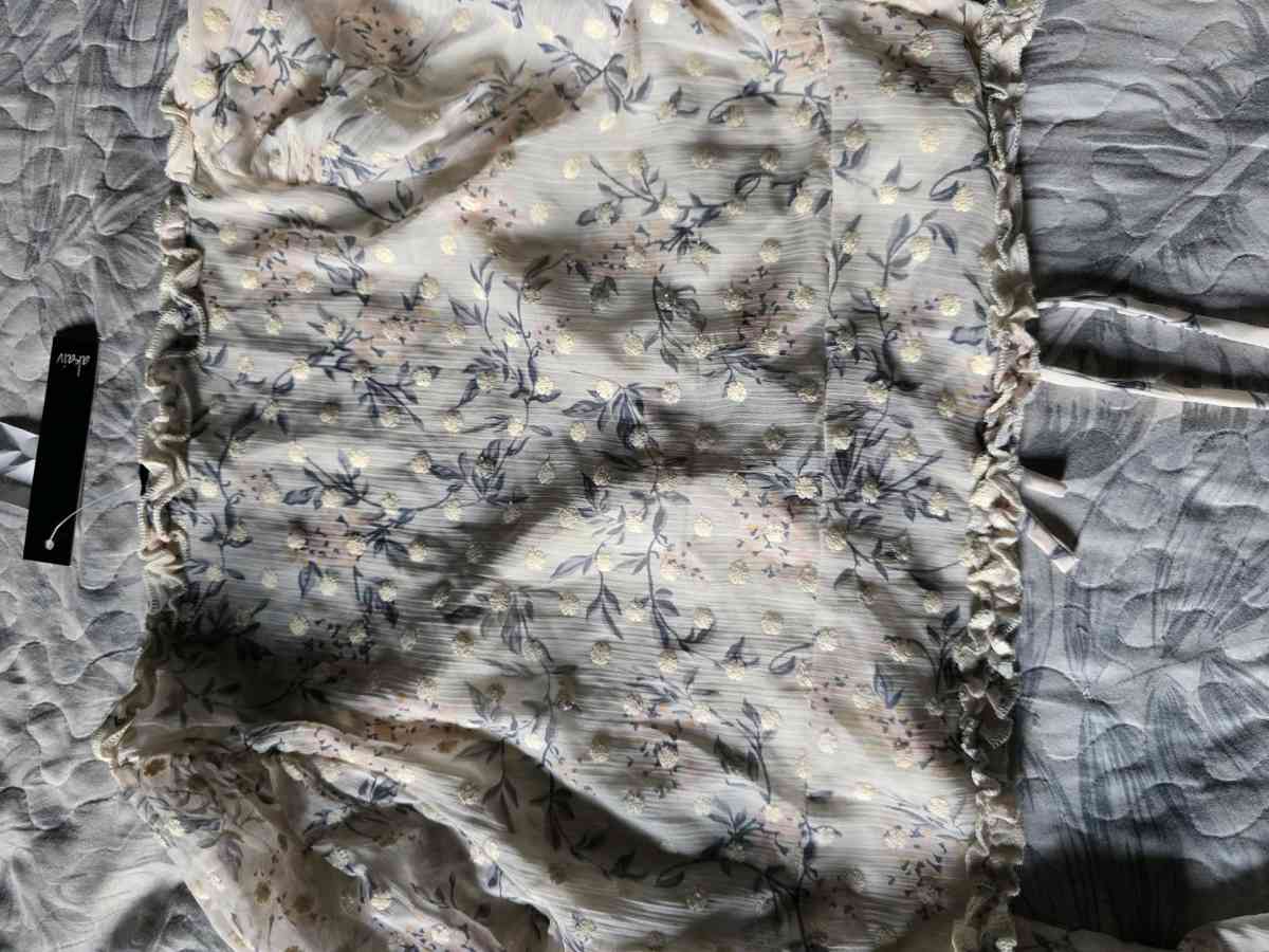 blusa - La Puente, California - FleaMarketBay