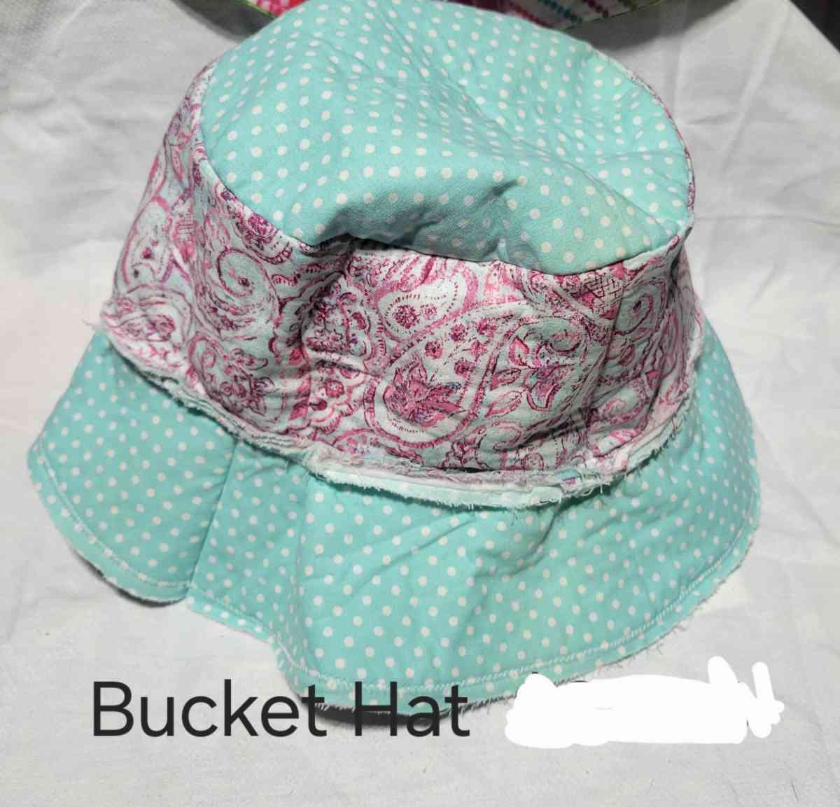 Bucket Hats - Washingtonville, Ohio - FleaMarketBay