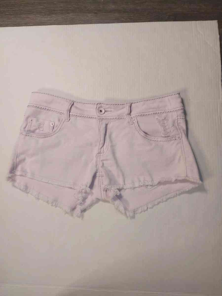 Dollhouse Lilac Purple Raw Hem Shorts Size Juniors - Atlanta, Georgia