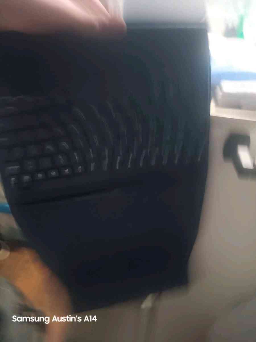 tablet Onn 10 inch - Atlanta, Georgia - FleaMarketBay