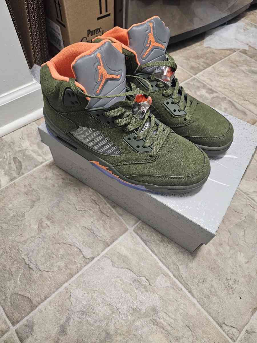 Jordan retro five olive size 10 men - Mableton, Georgia - FleaMarketBay
