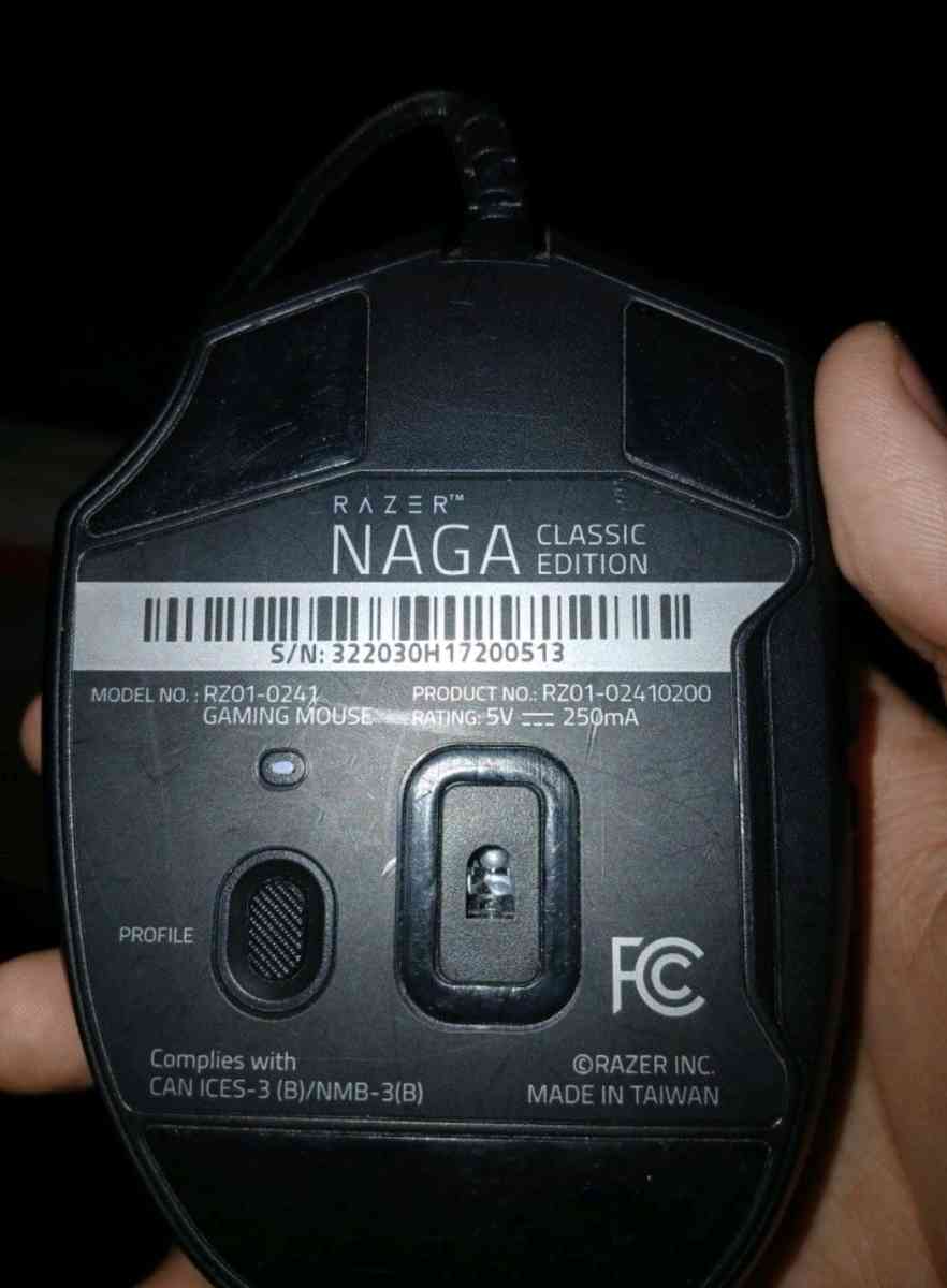 razer Naga classic Edition wired mouse - San Antonio, Texas - FleaMarketBay