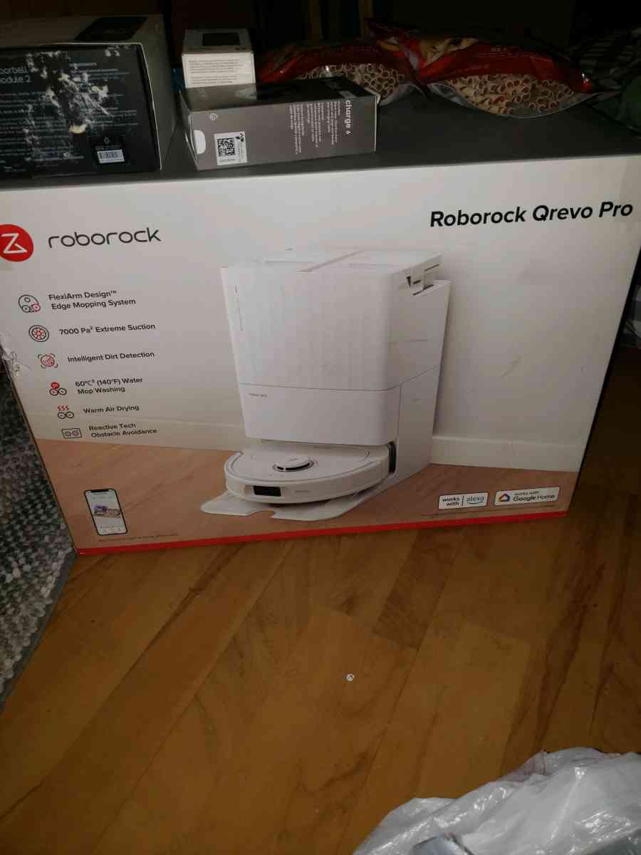 ROBOROCK QREVO PRO NEW - Albuquerque, New Mexico