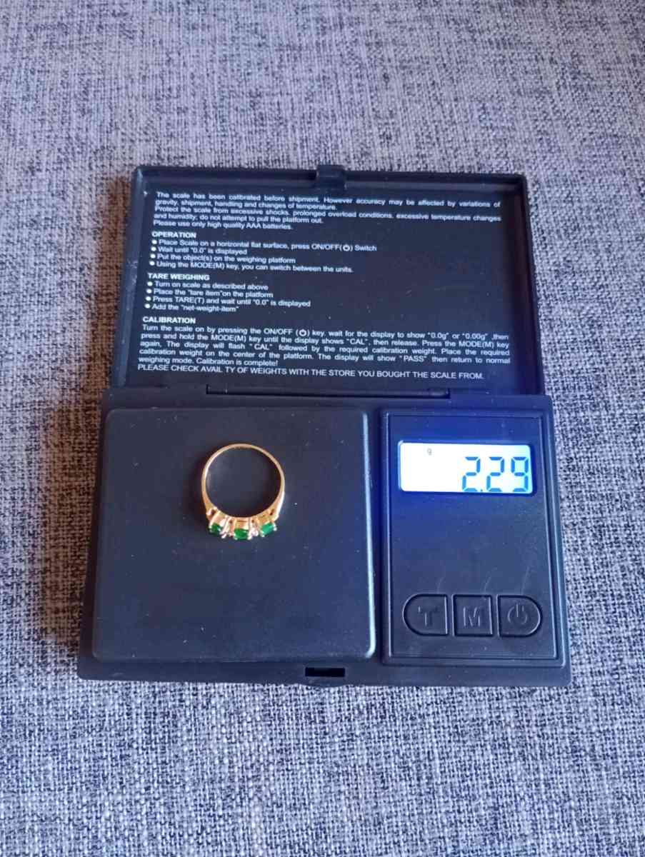 14K Yellow Gold Emerald stone engagement ring size 7 - Frostproof, Florida