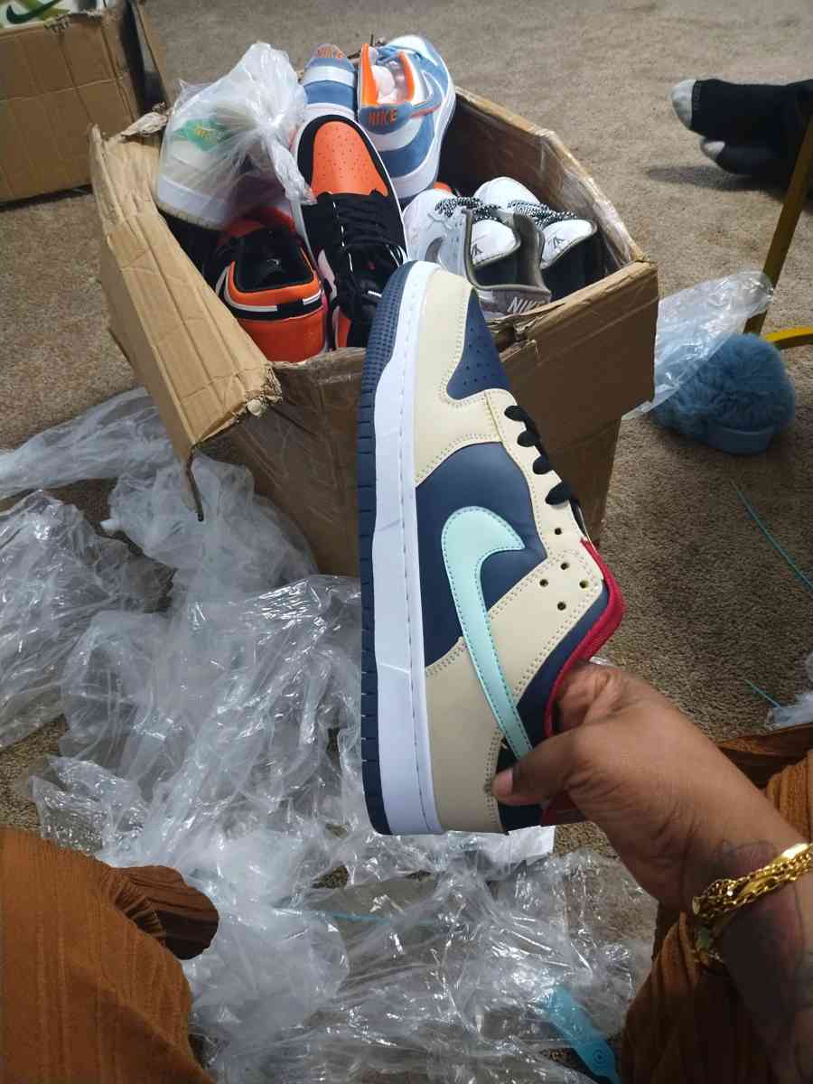 sneaker no box shoes only - Gaston, North Carolina - FleaMarketBay