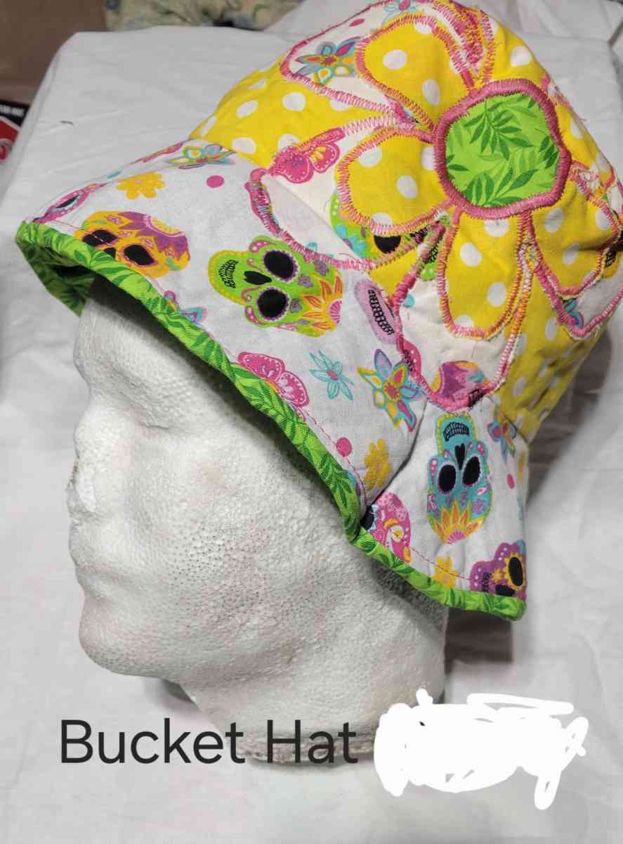 Bucket Hats - Washingtonville, Ohio - FleaMarketBay