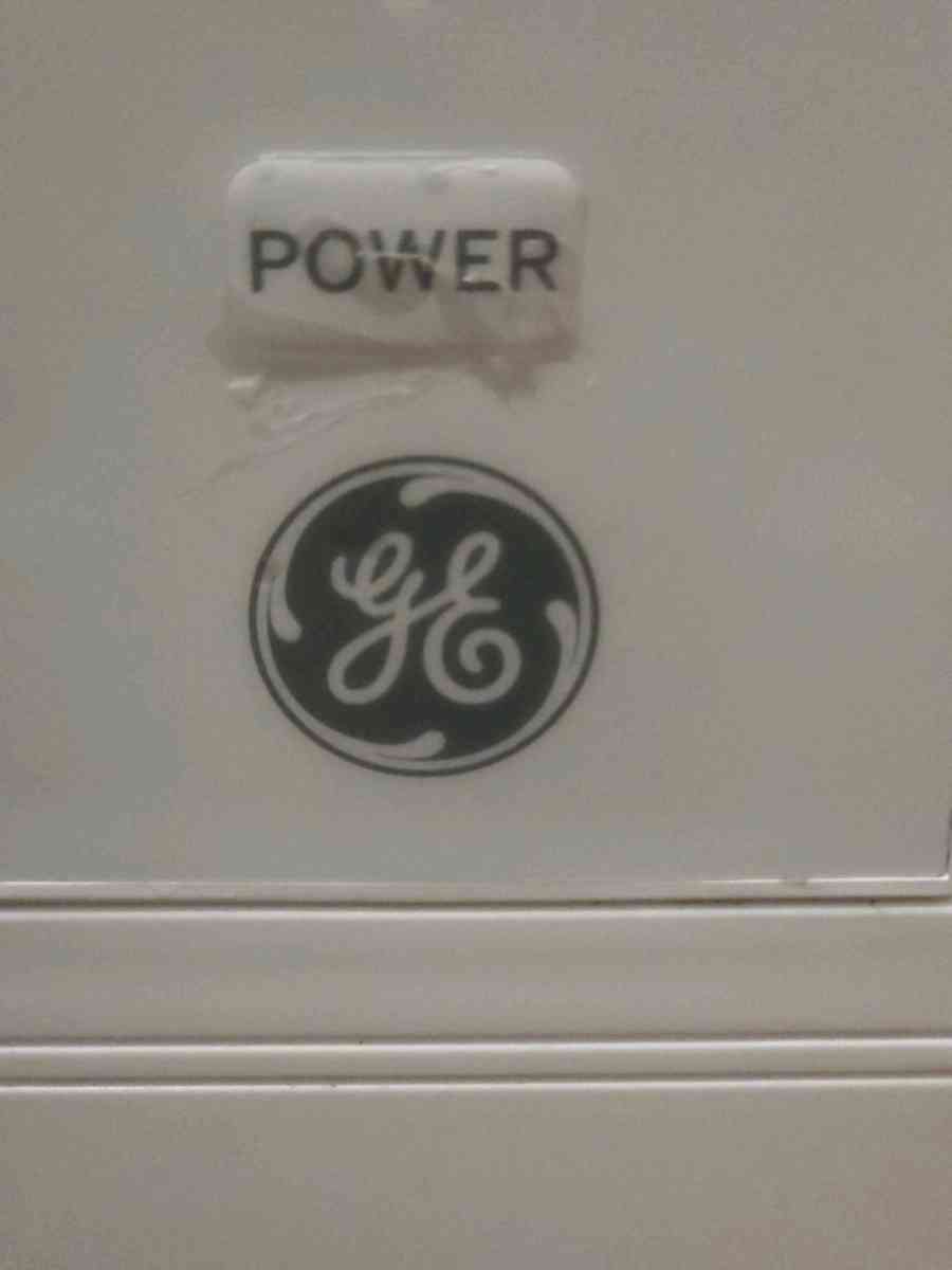 GE 6000BTU Air Conditioner Window Unit - Philadelphia, Pennsylvania - FleaMarketBay