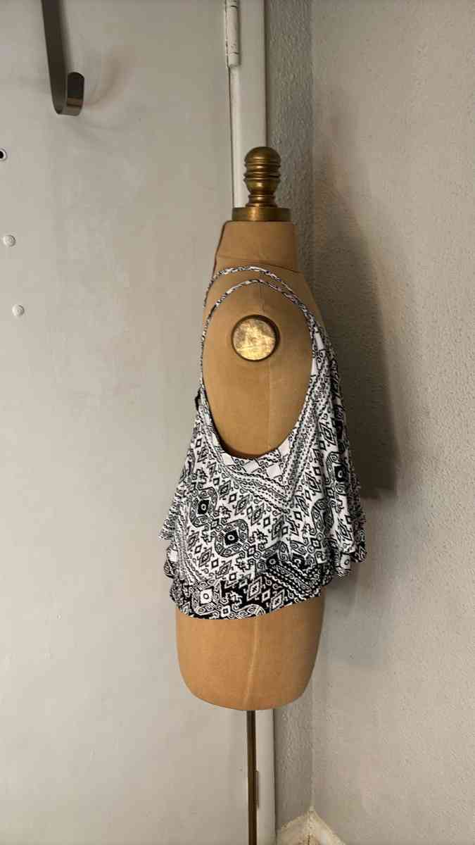 LATISTE Sun Dial Crop Top Tank M Party Festival Boho - Atlanta, Georgia - FleaMarketBay