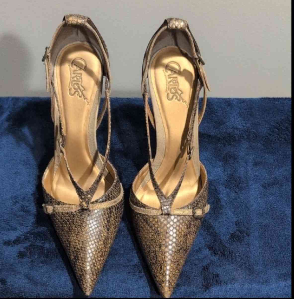 Brown Medium Heel PointedToe Shoes 10 medium - Baltimore, Ohio - FleaMarketBay