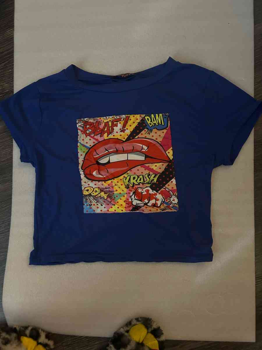 AQ Sport Cropped Graphic Tee with Cloth Mask NEW Soft - Atlanta, Georgia - FleaMarketBay