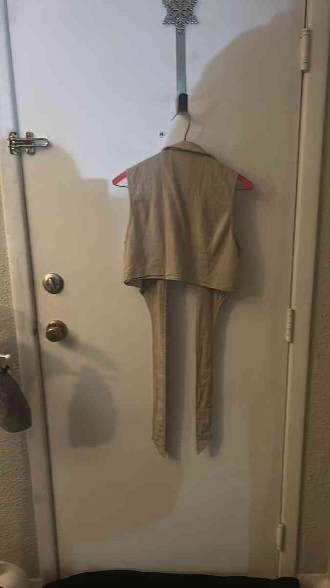 SHEIN  Lapel Collar Knot Front Crop Top Size L Linen Summer - Atlanta, Georgia - FleaMarketBay