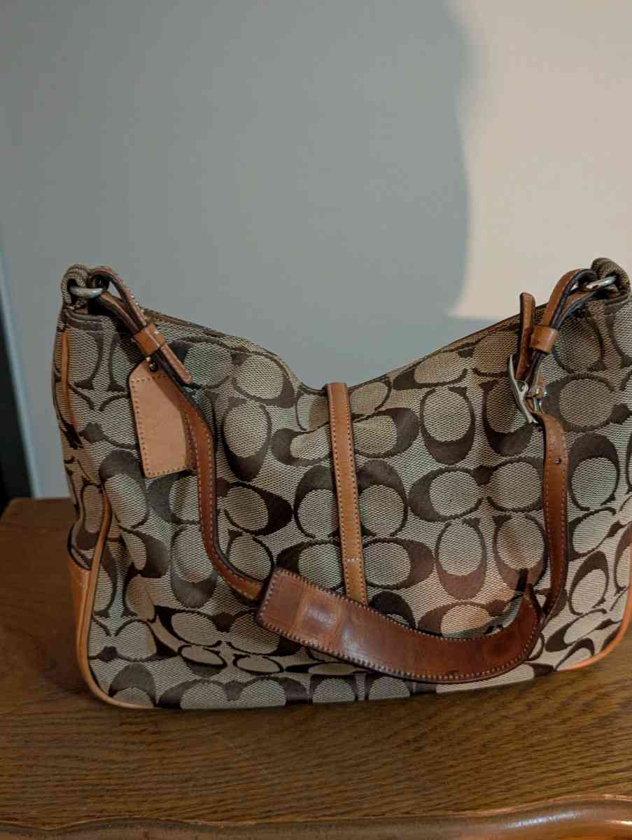 Brown Shoulder Bag - Baltimore, Ohio - FleaMarketBay