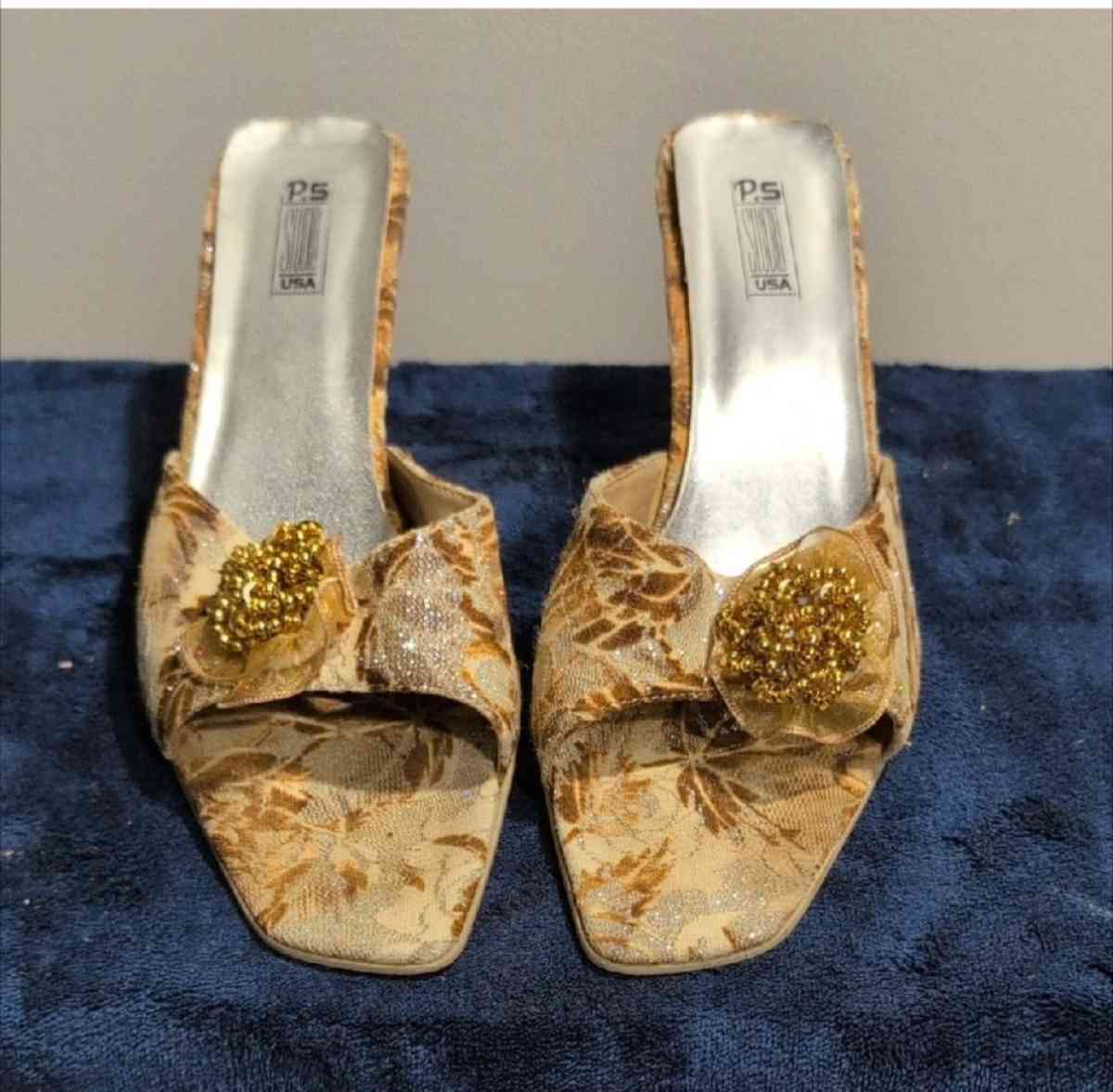 Womens Gold Floral Mules size 10 - Baltimore, Ohio